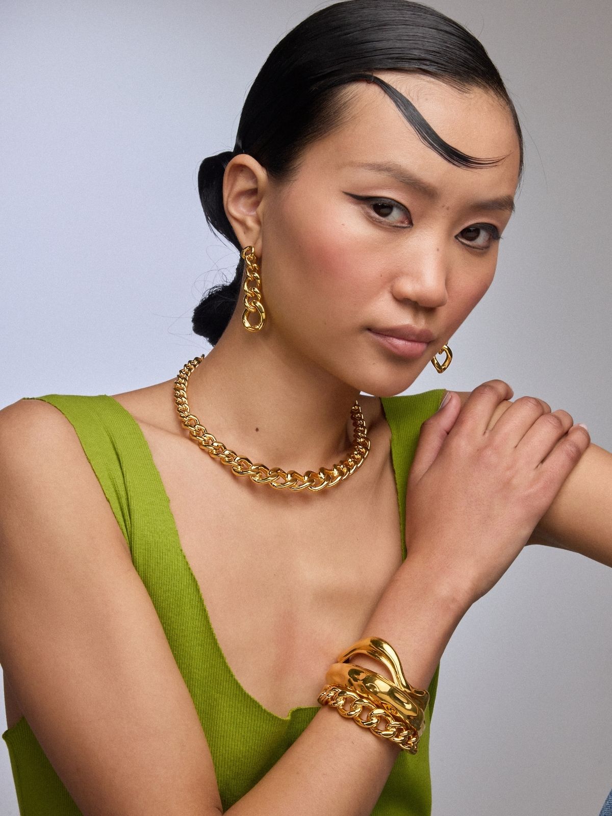 How to Style Gold Jewellery for Chic Everyday Looks