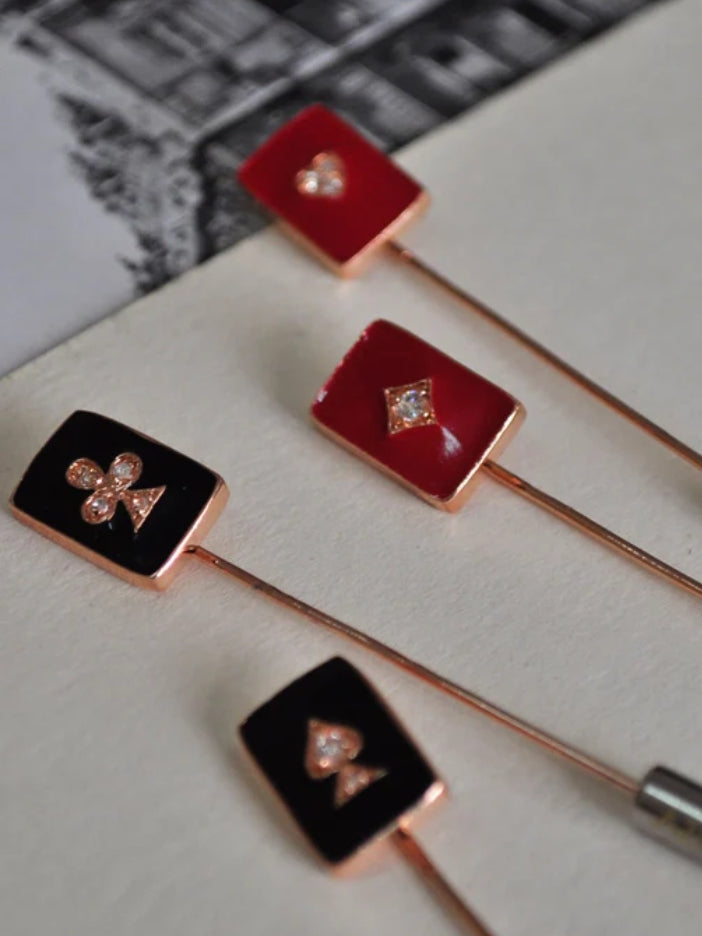 Brooch vs Lapel Pin: What's the Difference for Men?