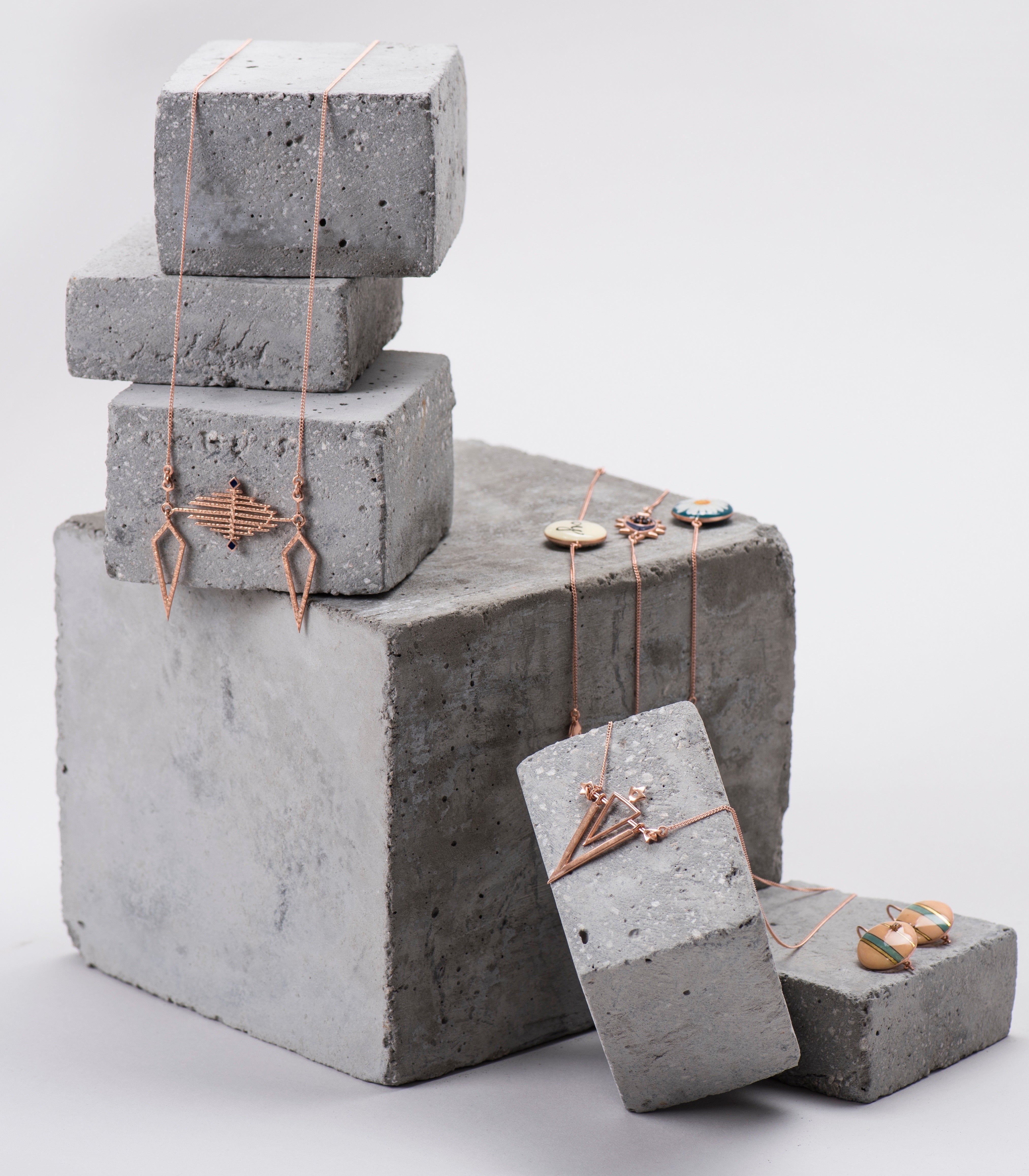 Women Minimalistic Jewellery SUMMER’19 INSPIRATION