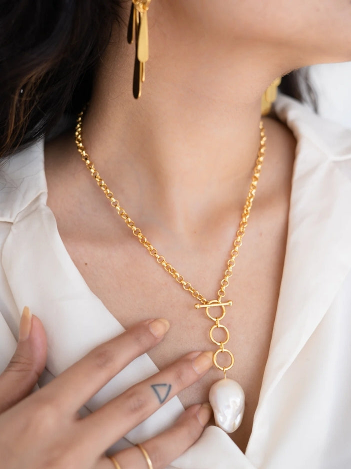 Necklace for Neckline: What to Wear with Every Dress Cut (2026)