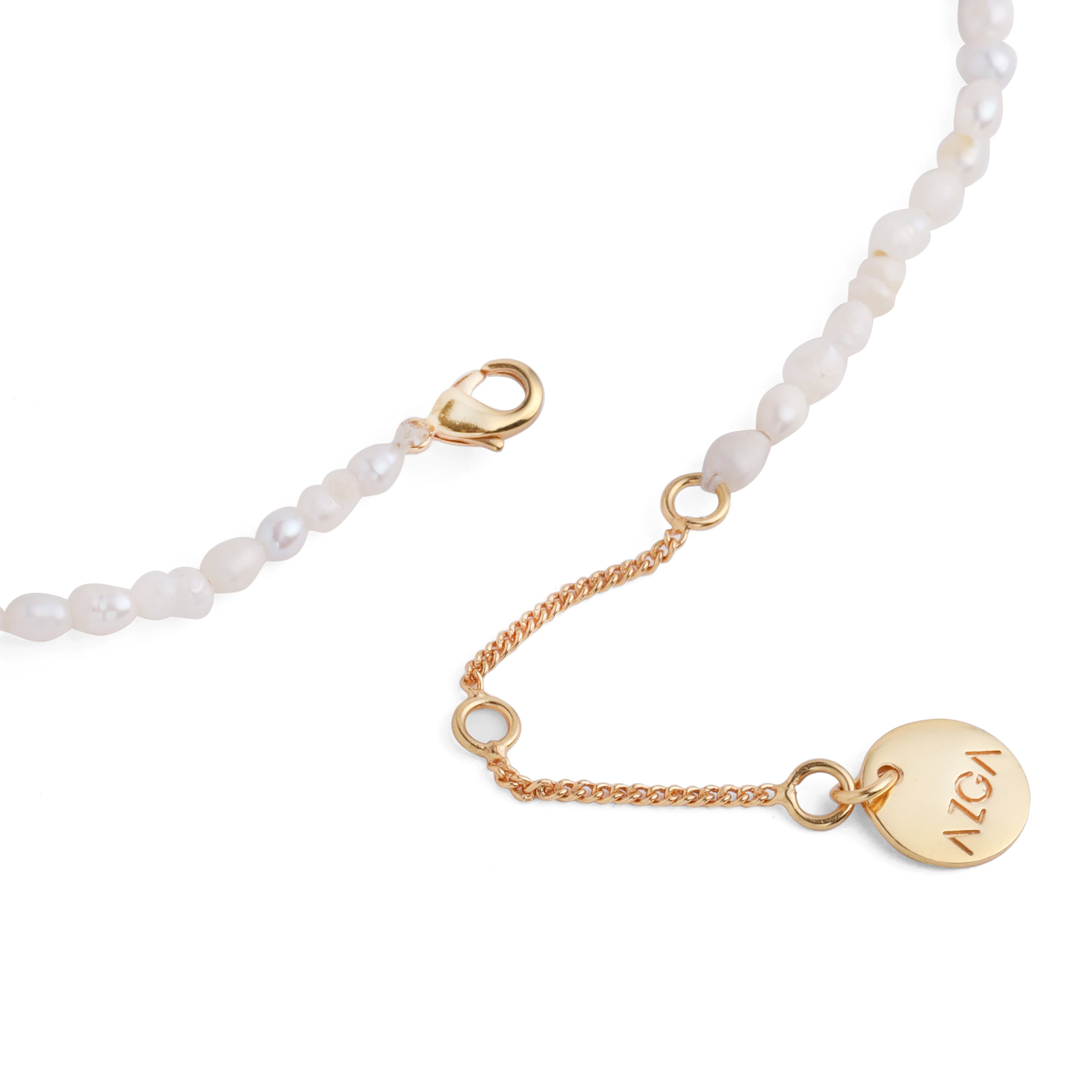 Sol Baroque pearl initial neckchain