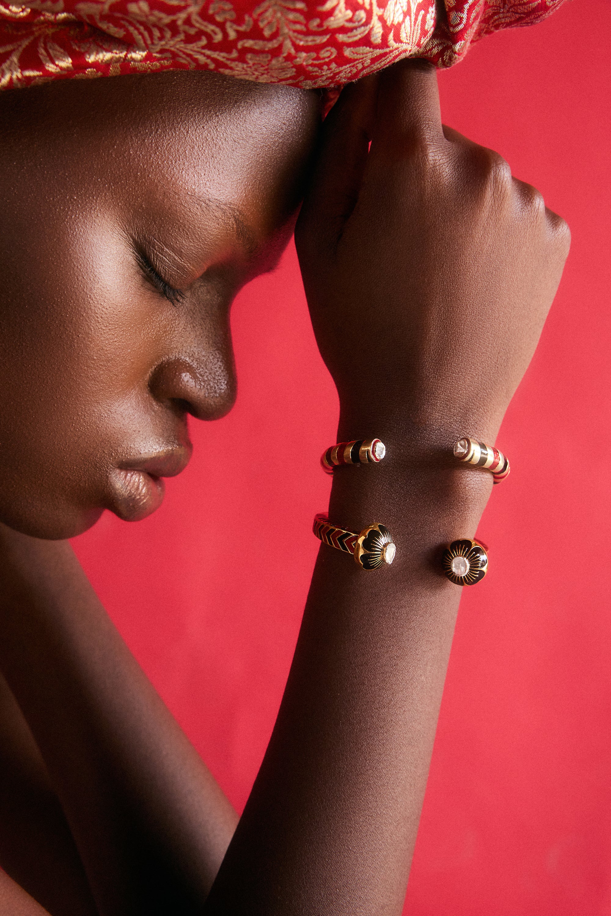 Palermo Dream Cuff - Barn Red & Charcoal