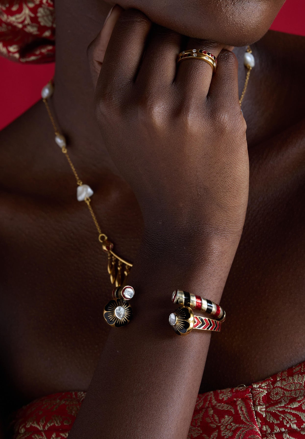 Palermo Dream Cuff - Barn Red & Charcoal