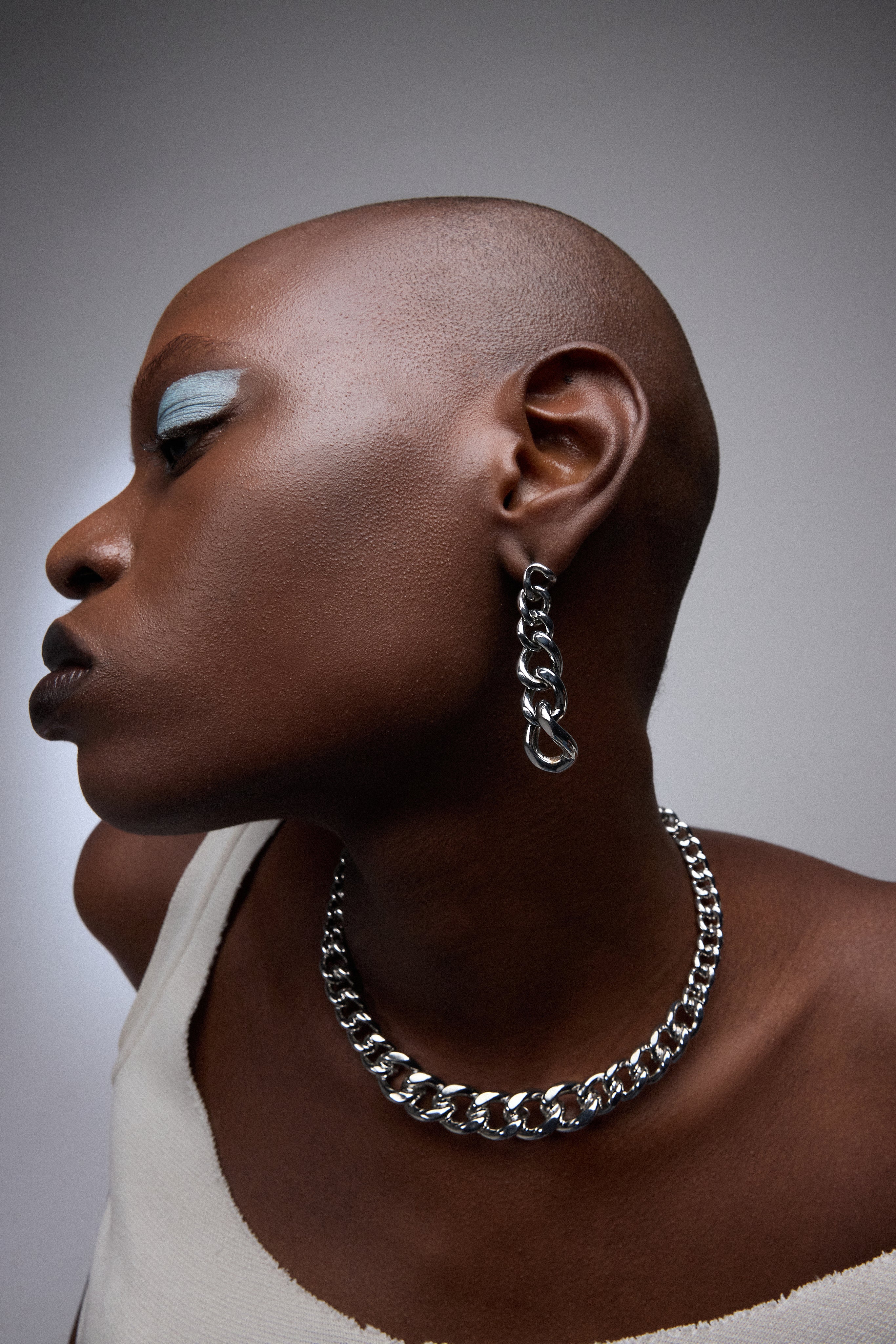 Vault Choker - White Gold