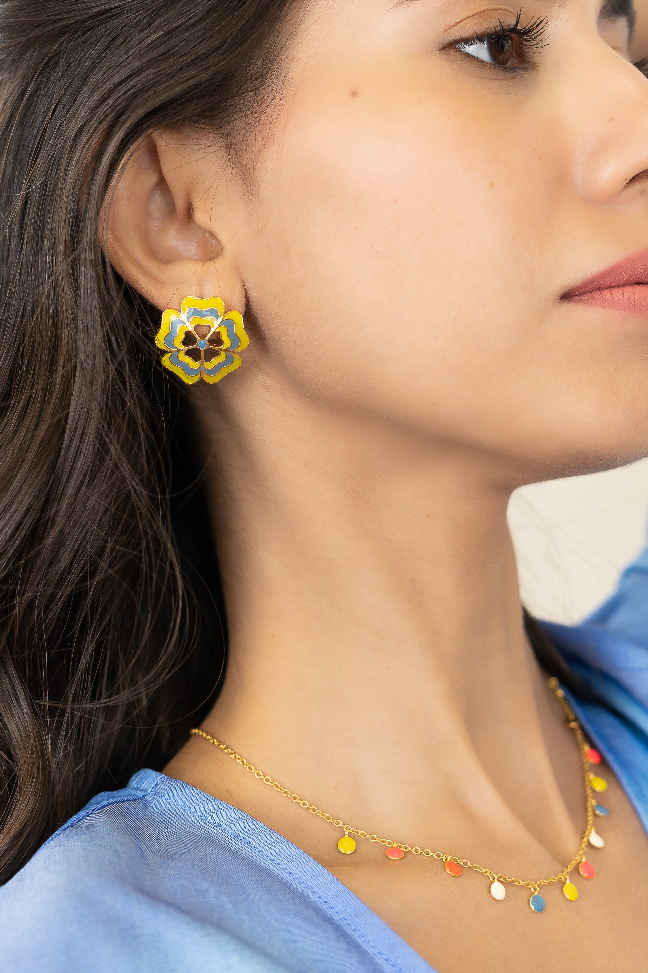 La perla Stud - Dopamine yellow