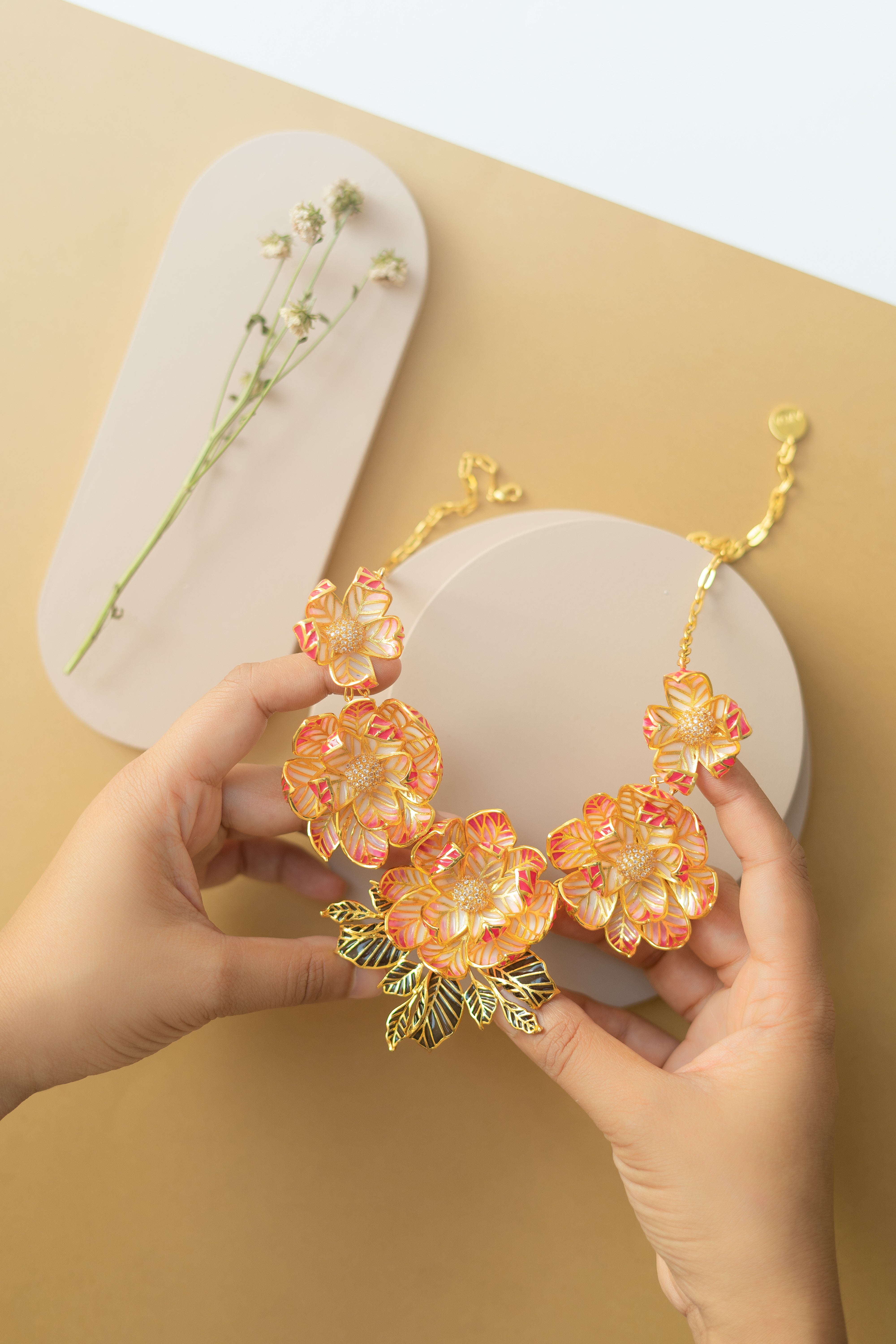 Blume Floral Necklace