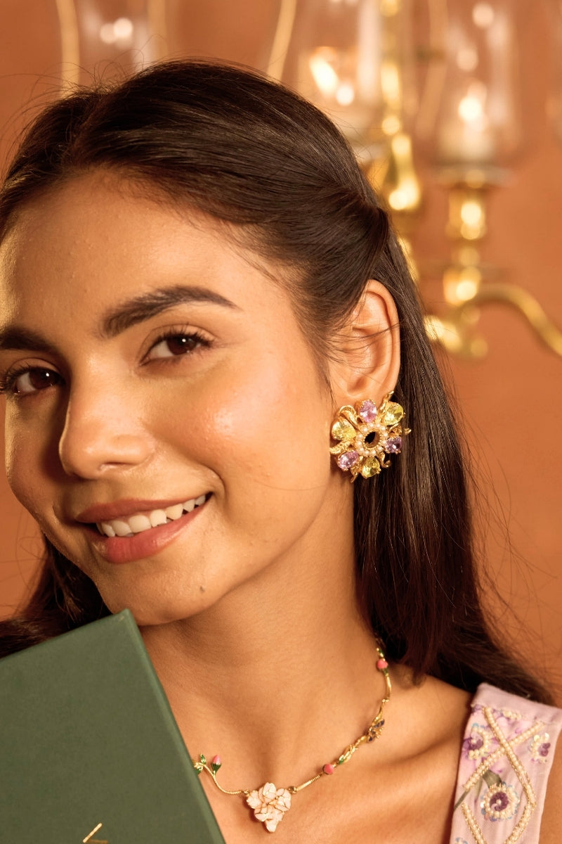 Spring Round stud - Crystal