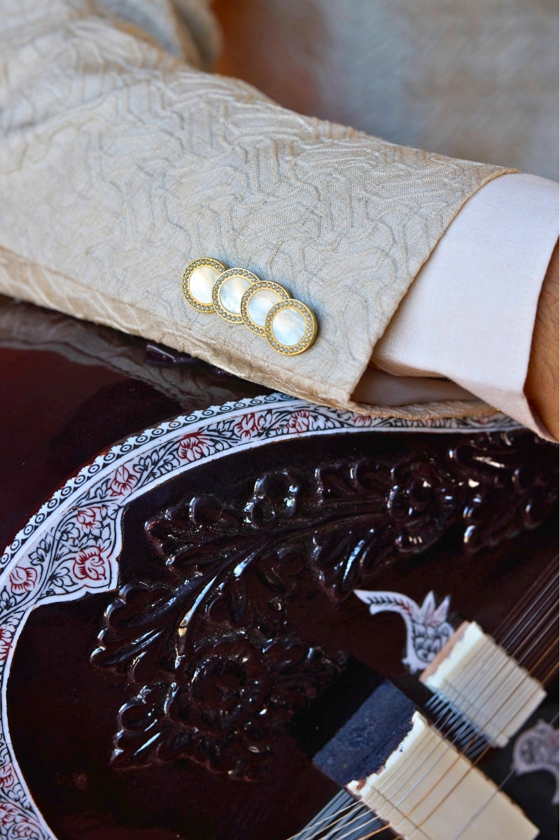 Mother of pearl Buttons (Set of 7 big and 6 small)