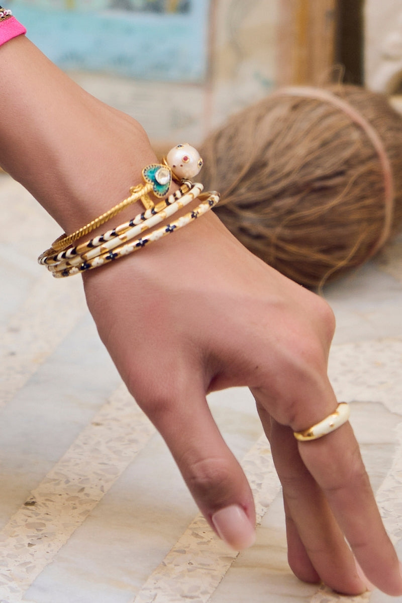 Dil Polki and Baroque Pearl cuff