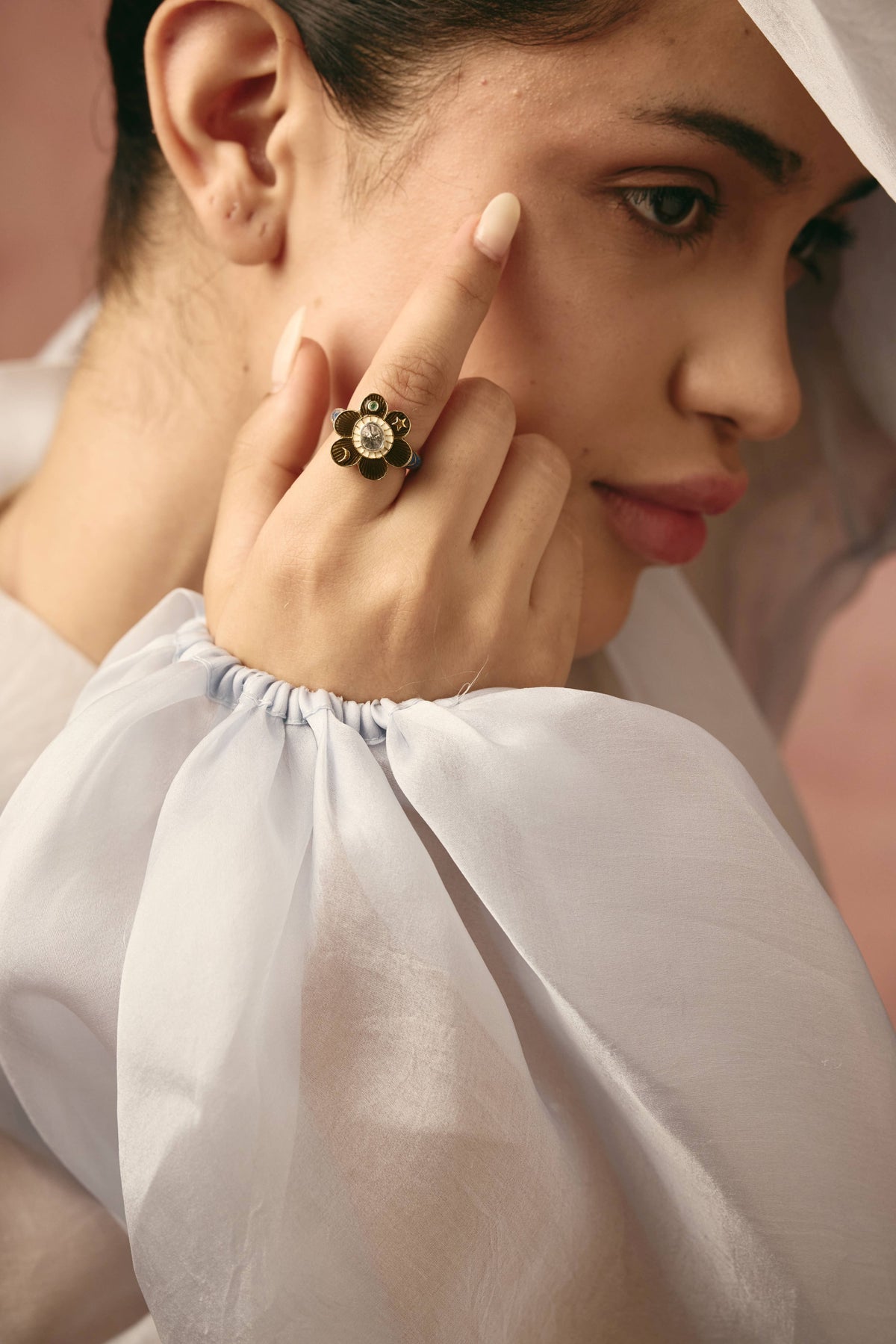 Pomelia Chand Sitara Ring - Smoky
