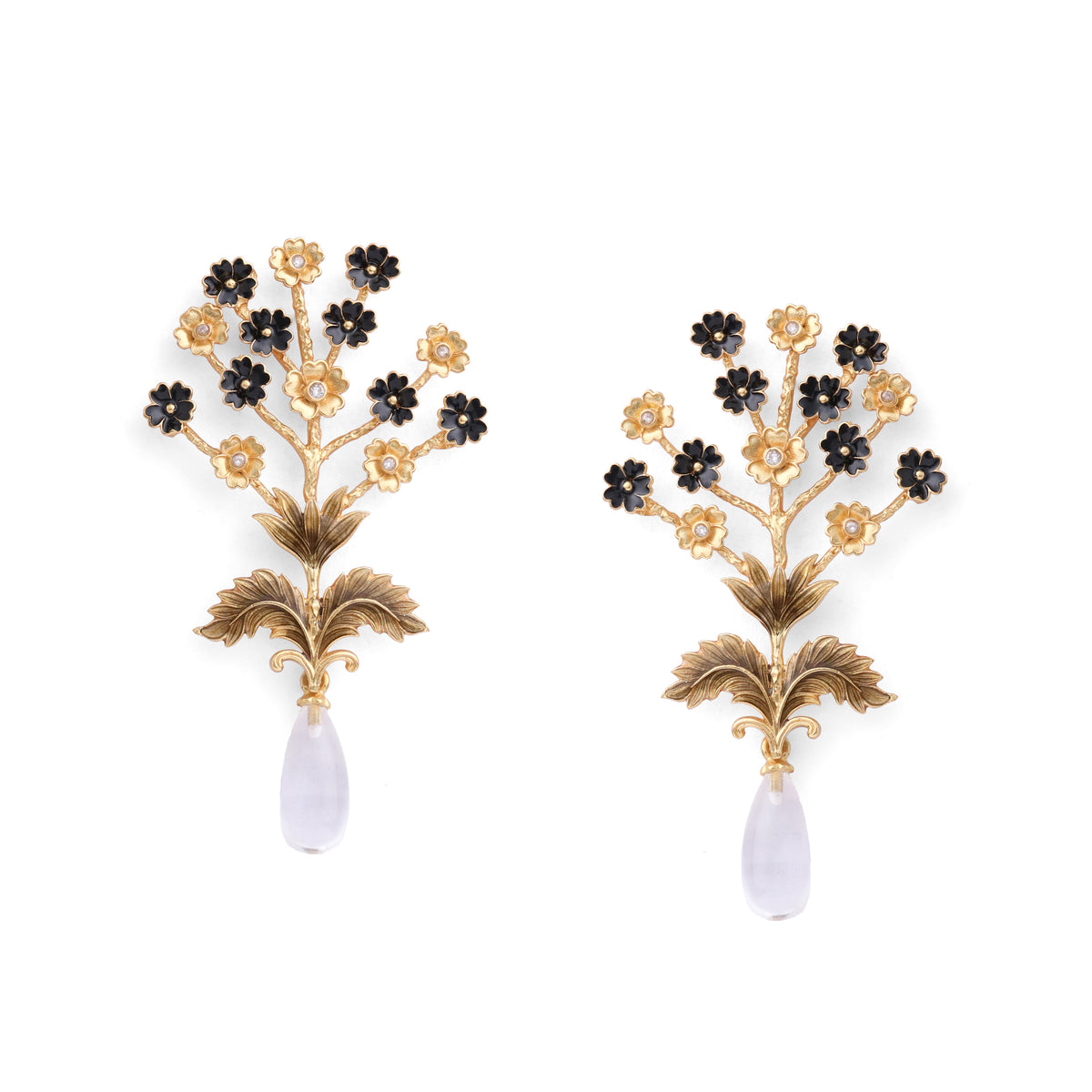 Zora Élan Floral Earrings