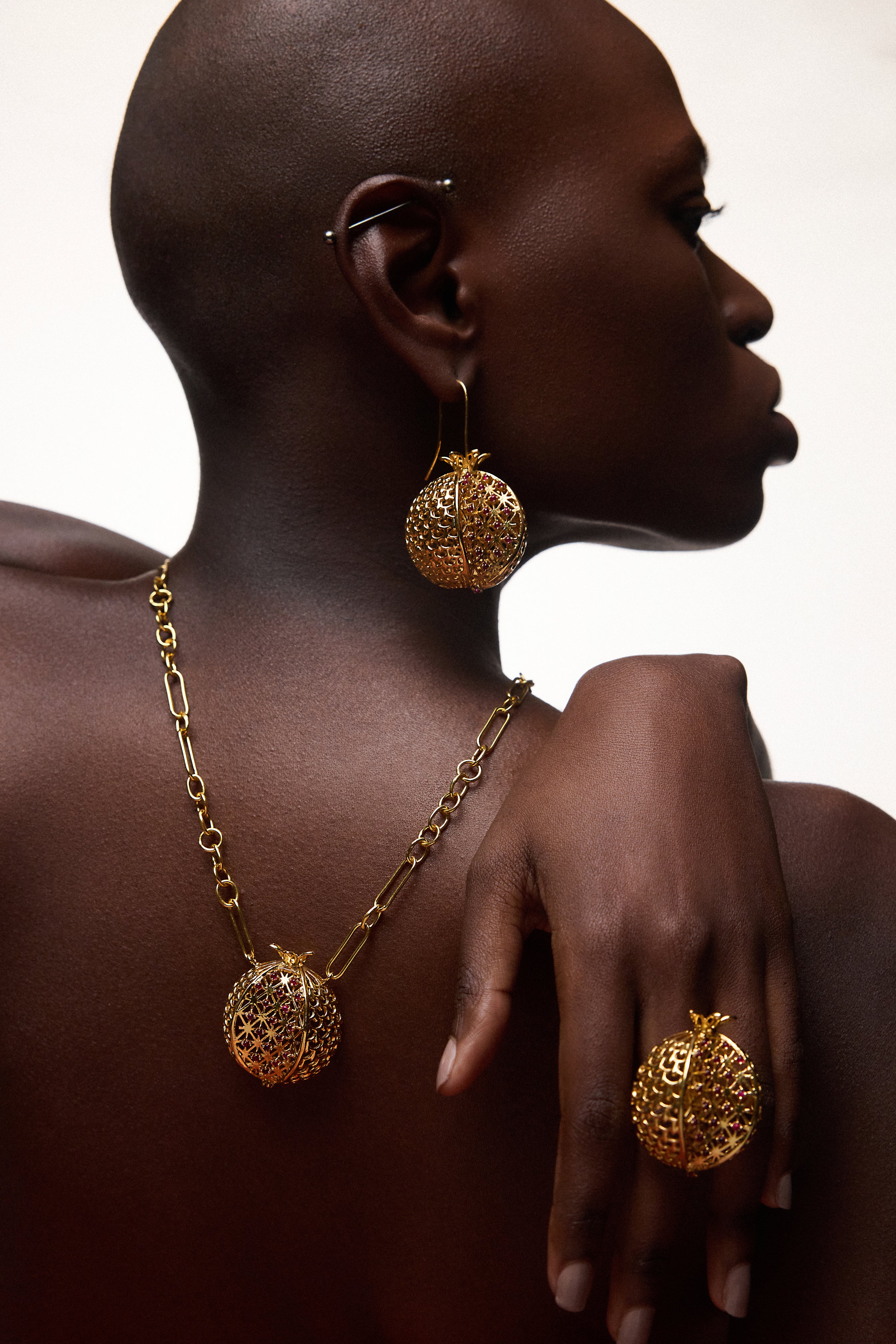 Anaar Earrings