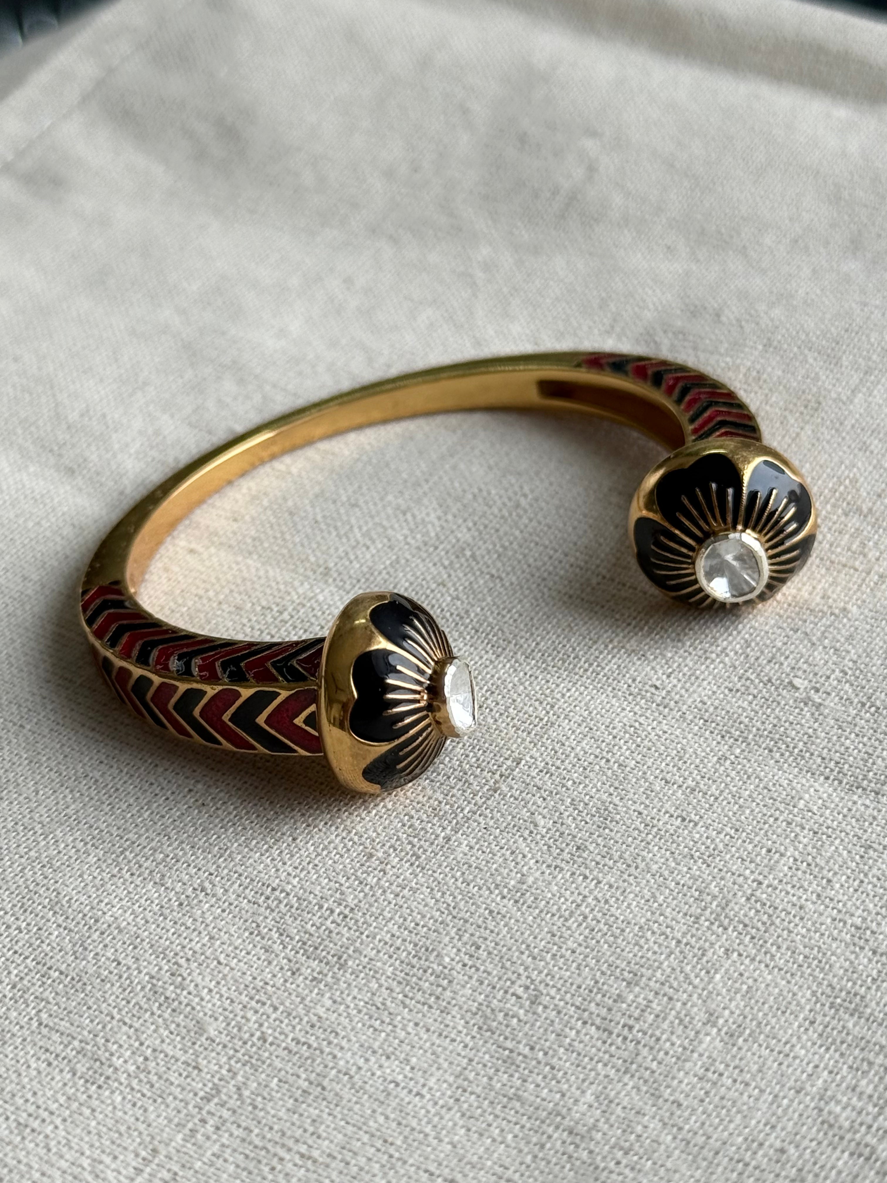 Palermo Dream Cuff - Barn Red & Charcoal