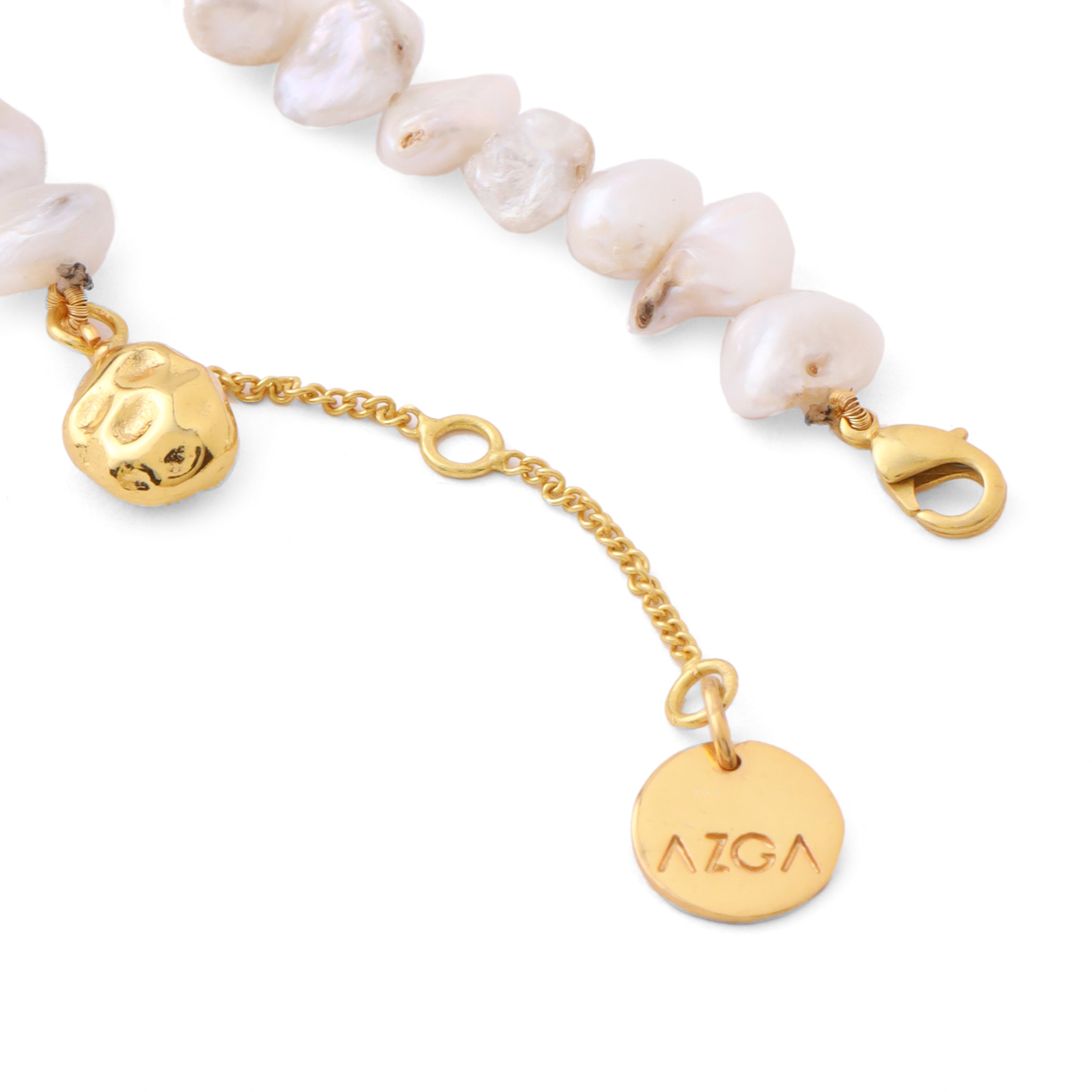 Pebble baroque pearl choker