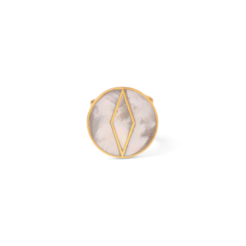 Third eye mother of pearl ring
