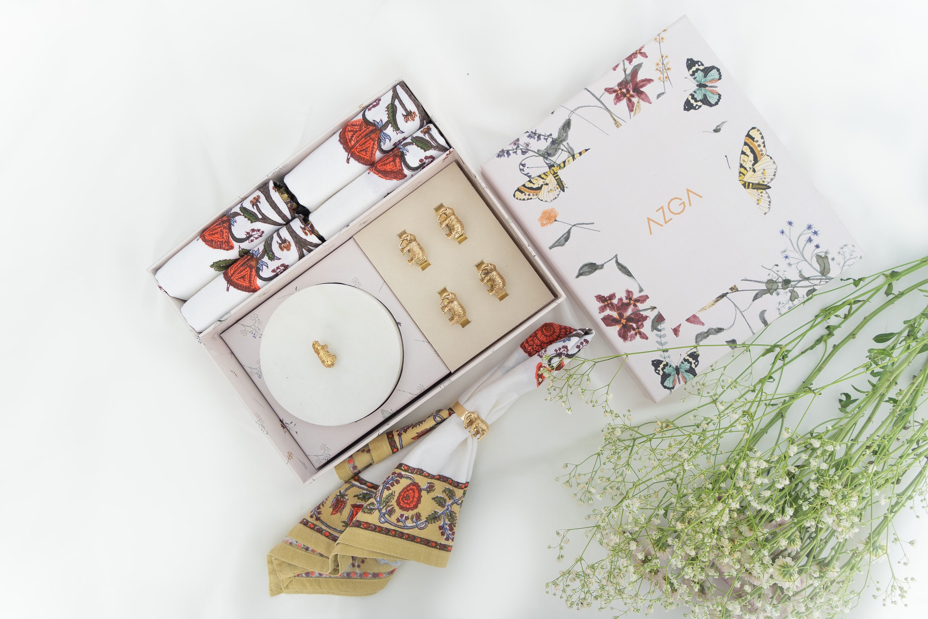 Table Gift set - Napkins, napkin ring and marble box