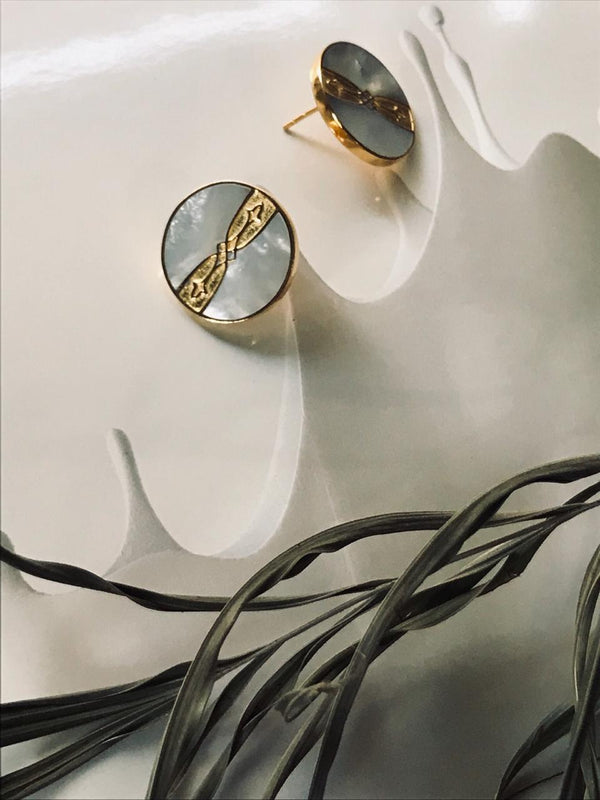 Gatsby Mother of pearl inlay earrings